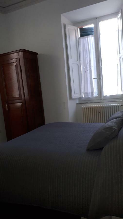 Il Cortile Hotel Jesi Buitenkant foto